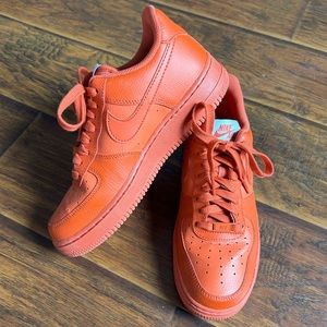 Nike Women’s Air Force 1 Low - Bright Orange- 9